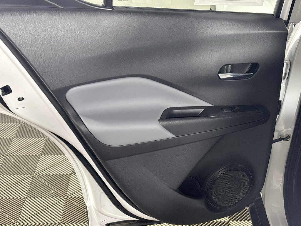 Used 2024 Nissan Kicks SR w/ SR Premium Package FWD image 18