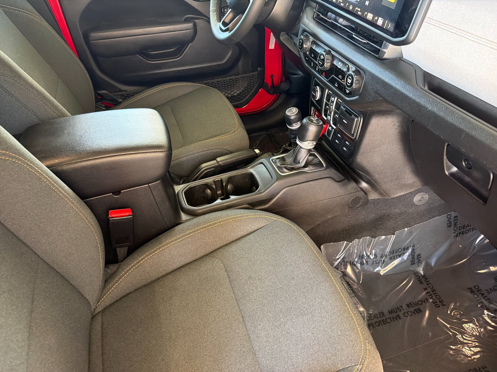 Used 2025 Jeep Wrangler Unlimited Sport AWD/4WD image 17
