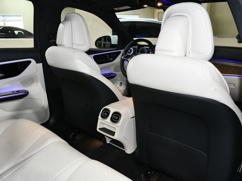 Used 2023 Mercedes-Benz C 300 Sedan image 16