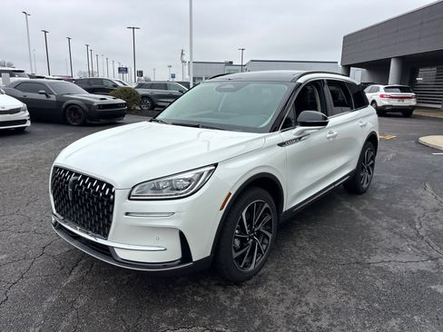 New 2026 Lincoln Corsair Reserve AWD/4WD image 3