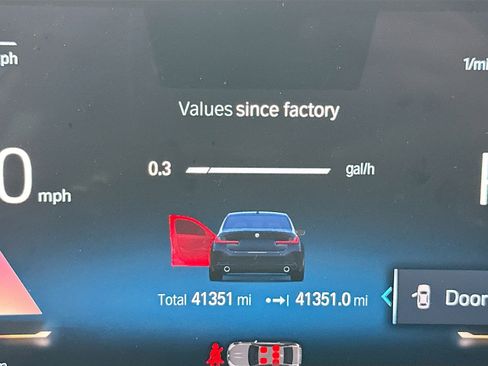 Used 2023 BMW 330i Sedan image 12