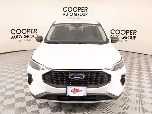 Used 2023 Ford Escape Active AWD/4WD image 9