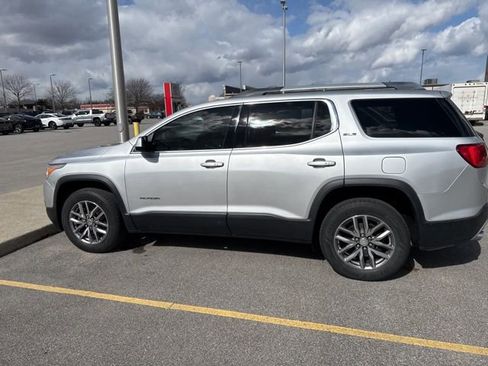 Used 2019 GMC Acadia SLE w/ LPO, Floor Liner Package image 8