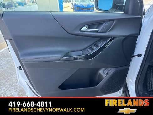 New 2026 Chevrolet Equinox LT w/ Convenience Package II image 14