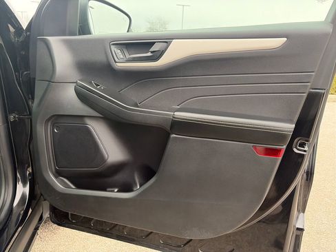 Used 2022 Ford Escape SE w/ Convenience Package image 14