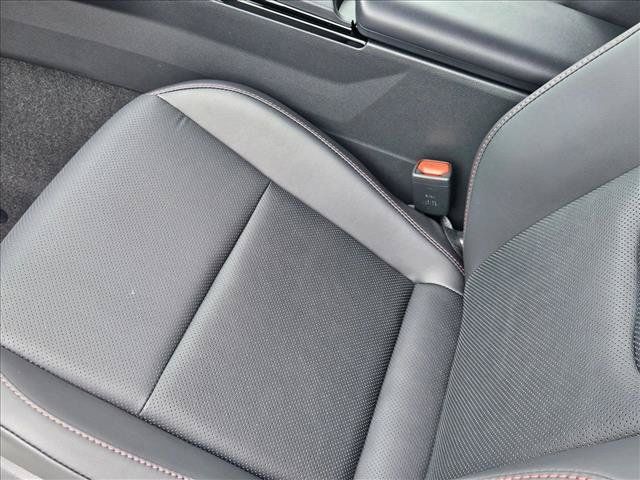 New 2026 Toyota Prius Plug-In Hybrid FWD image 4