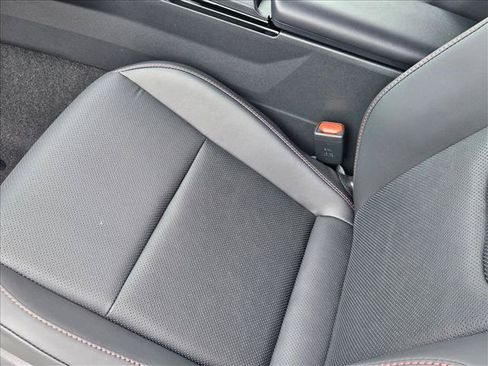 New 2026 Toyota Prius Plug-In Hybrid FWD image 4