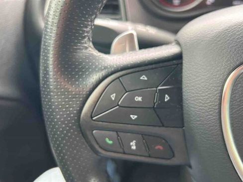 Used 2022 Dodge Challenger GT RWD image 17
