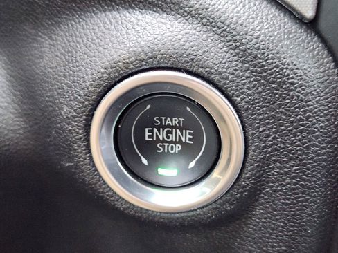 Used 2020 GMC Sierra 1500 SLT AWD/4WD image 17