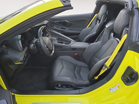 Used 2023 Chevrolet Corvette Z06 w/ Z07 Performance Package image 22