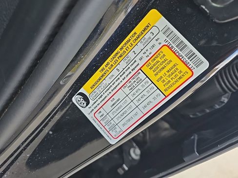 Used 2023 Ford F150 Lariat w/ Equipment Group 502A High image 10