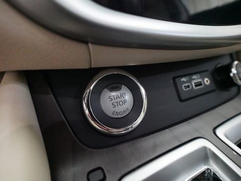 Used 2020 Nissan Murano Platinum image 33