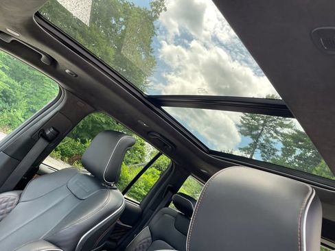 Used 2022 Jeep Grand Cherokee Summit AWD/4WD image 38