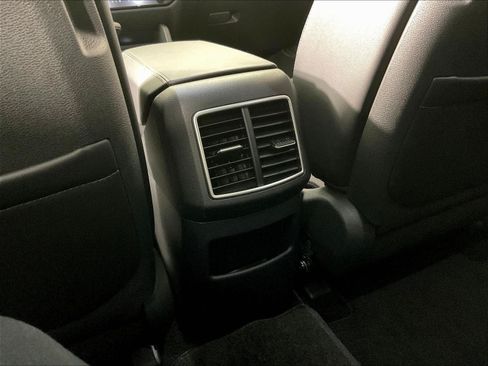 Certified 2026 Kia Sportage SX AWD/4WD image 11