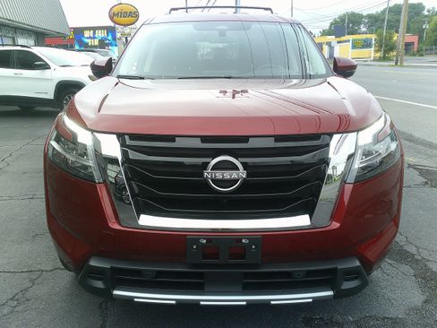 Used 2023 Nissan Pathfinder SL w/ SL Premium Package AWD/4WD image 15