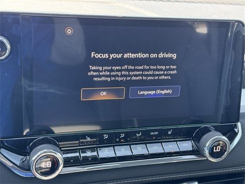 New 2025 Chevrolet Colorado LT w/ LT Convenience Package image 14