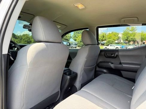 Used 2019 Toyota Tacoma SR w/ SR Convenience Package RWD image 28