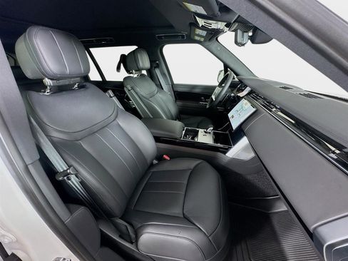 New 2026 Land Rover Range Rover Long Wheelbase SE AWD/4WD image 30