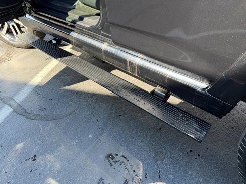 Used 2017 Toyota 4Runner Limited AWD/4WD image 32
