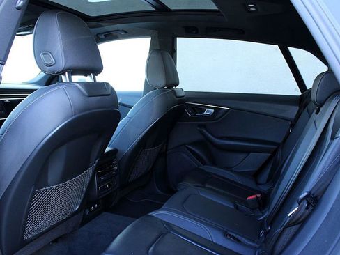 Used 2019 Audi Q8 Premium w/ Convenience Package image 15