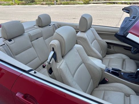 Used 2008 BMW 328i Convertible image 16