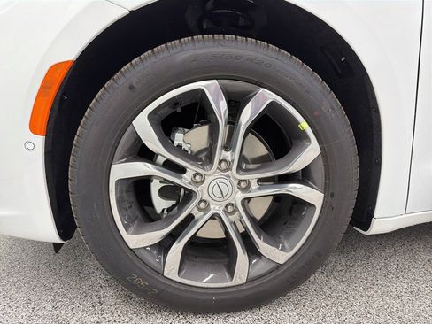 New 2026 Chrysler Pacifica Pinnacle w/ Trailer Tow Group image 10