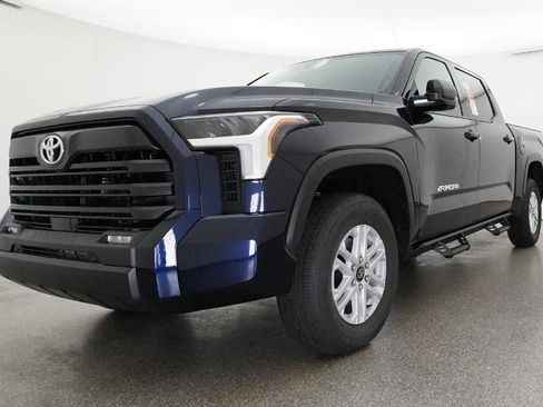 New 2026 Toyota Tundra SR5 AWD/4WD image 21