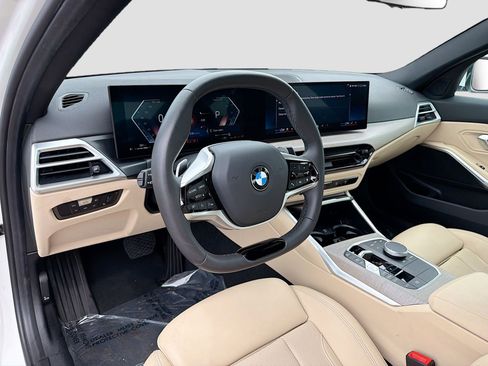Certified 2025 BMW 330i Sedan image 28