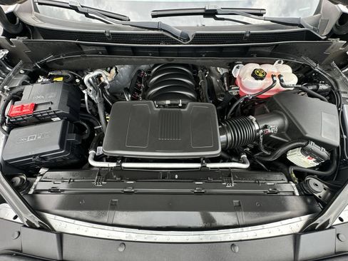 Used 2023 GMC Yukon Denali Ultimate AWD/4WD image 34