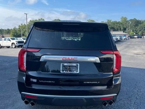 Used 2023 GMC Yukon Denali AWD/4WD image 9