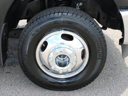 Used 2013 Ford F350 Lariat w/ Lariat Ultimate Pkg AWD/4WD image 5