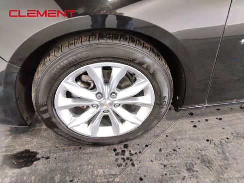 Used 2023 Chevrolet Malibu LT image 38