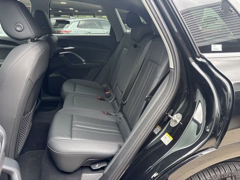 Used 2025 Audi Q5 Premium w/ Convenience Package AWD/4WD image 14