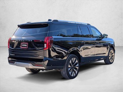 New 2025 Ford Expedition Max Platinum w/ Driver's Package image 2