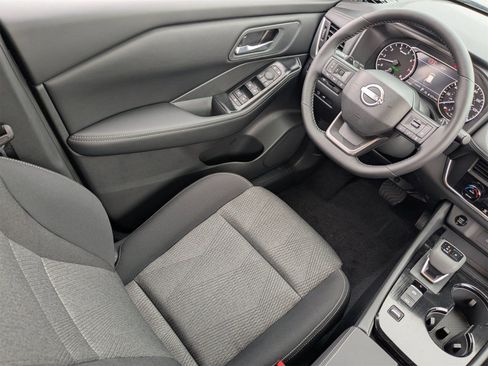New 2026 Nissan Rogue SV FWD image 21