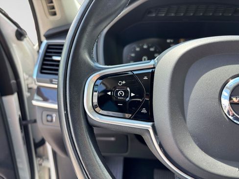 Used 2019 Volvo XC90 T6 Momentum AWD/4WD image 26