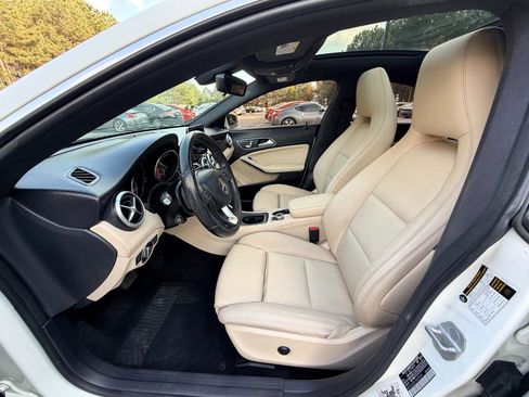 Used 2018 Mercedes-Benz CLA 250 image 9