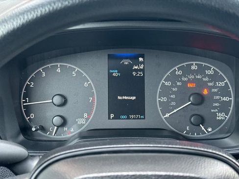 Certified 2025 Toyota Corolla LE image 26