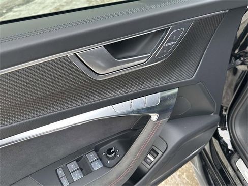 Used 2024 Audi RS 6 performance image 20