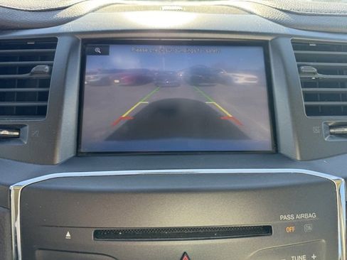 Used 2013 Lincoln MKS AWD image 27