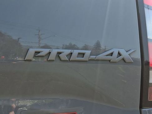 Used 2023 Nissan Frontier PRO-4X w/ Pro Convenience Package AWD/4WD image 30