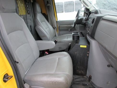 Used 2012 Ford E-350 and Econoline 350 Super Duty RWD image 12