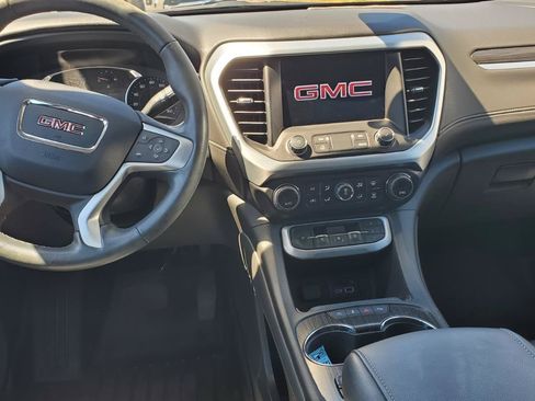 Used 2023 GMC Acadia SLT FWD image 7