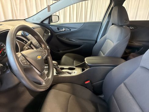 Used 2023 Chevrolet Malibu LT image 21