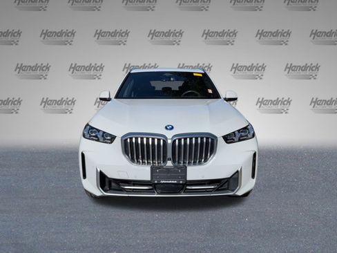 Certified 2024 BMW X5 xDrive50e image 5