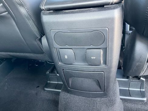 Used 2023 Ford Explorer XLT w/ Equipment Group 202A image 18