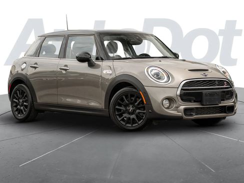 Used 2019 MINI Cooper S FWD image 1