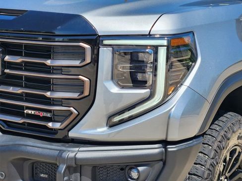 Used 2023 GMC Sierra 1500 AT4X AWD/4WD image 10