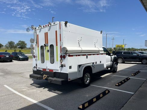 Used 2012 Ford F550 2WD Regular Cab Super Duty w/ Payload Upgrade Pkg image 3