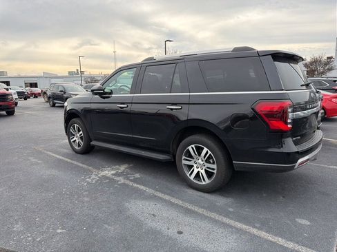 Used 2024 Ford Expedition Limited image 6